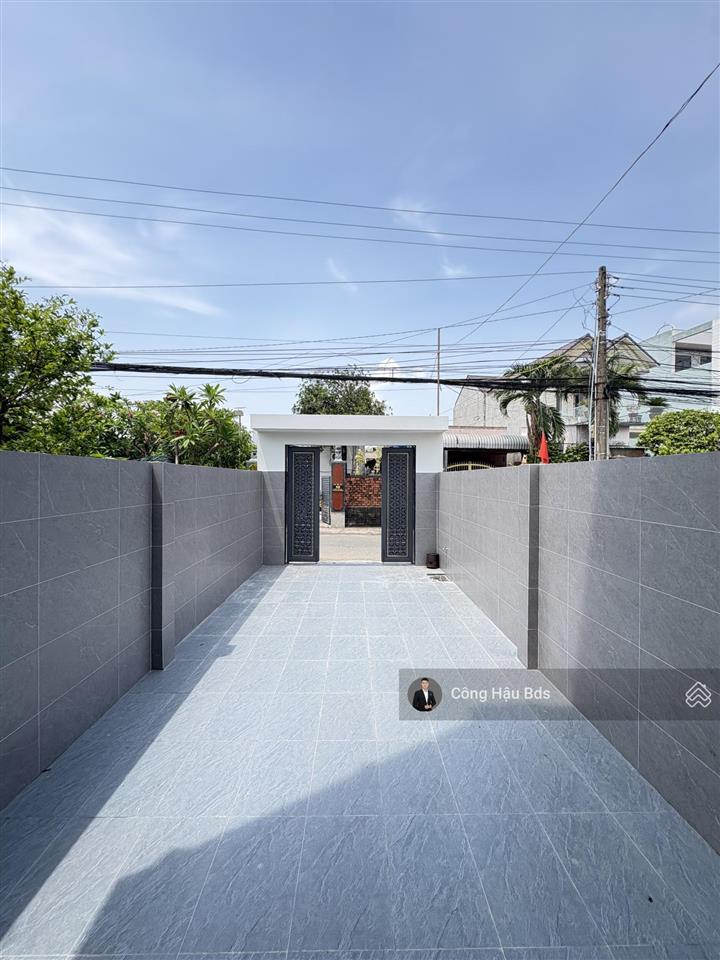 Nhà 3 tầng sổ hoàn công mt đào duy từ, p. đông hòa. dt 125m2 (4x32m). gồm 4pn 5wc. giá 7,3 tỷ tl
