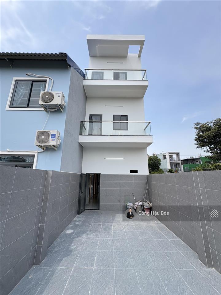Nhà 3 tầng sổ hoàn công mt đào duy từ, p. đông hòa. dt 125m2 (4x32m). gồm 4pn 5wc. giá 7,3 tỷ tl