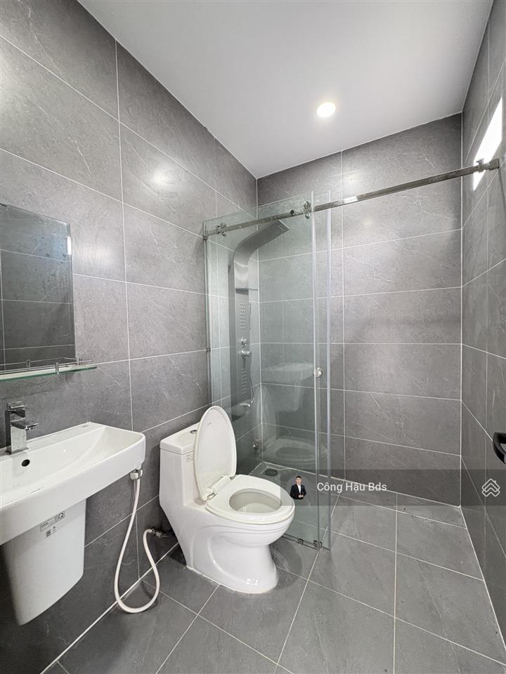 Nhà 3 tầng sổ hoàn công mt đào duy từ, p. đông hòa. dt 125m2 (4x32m). gồm 4pn 5wc. giá 7,3 tỷ tl