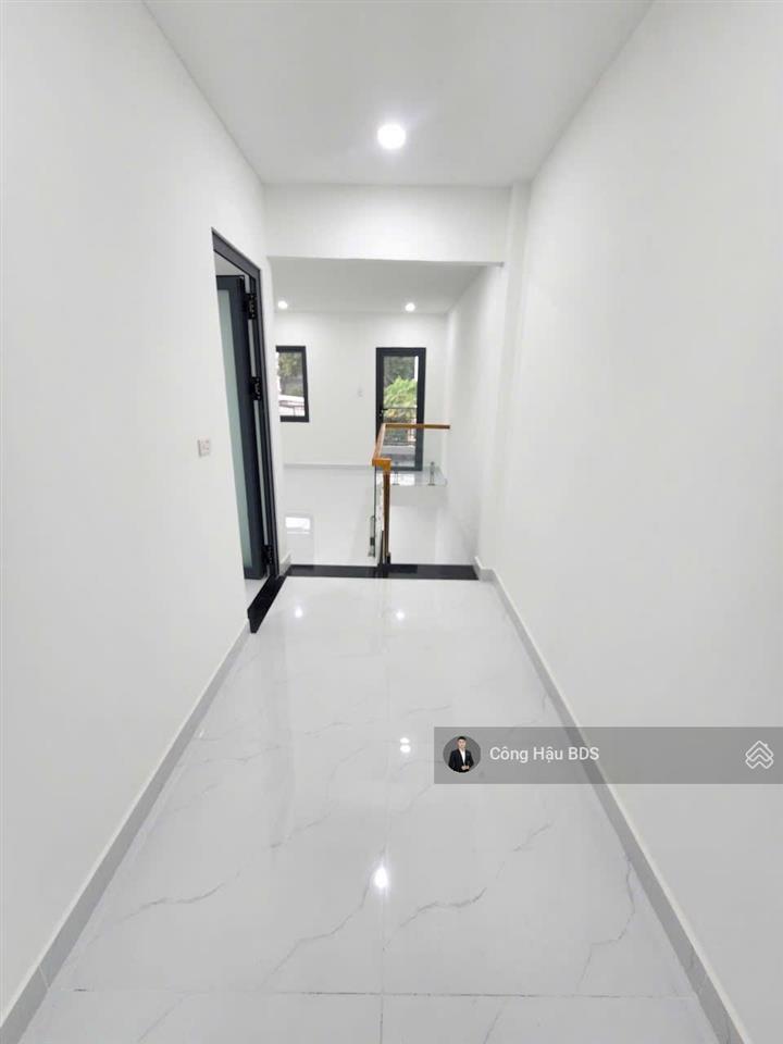 Nhà 2 tầng p. đông hoà gần bigc go! dt 71m2 (5x 14.3m). gồm 3pn 2wc. đường 5m. giá 4.35 tỷ tl