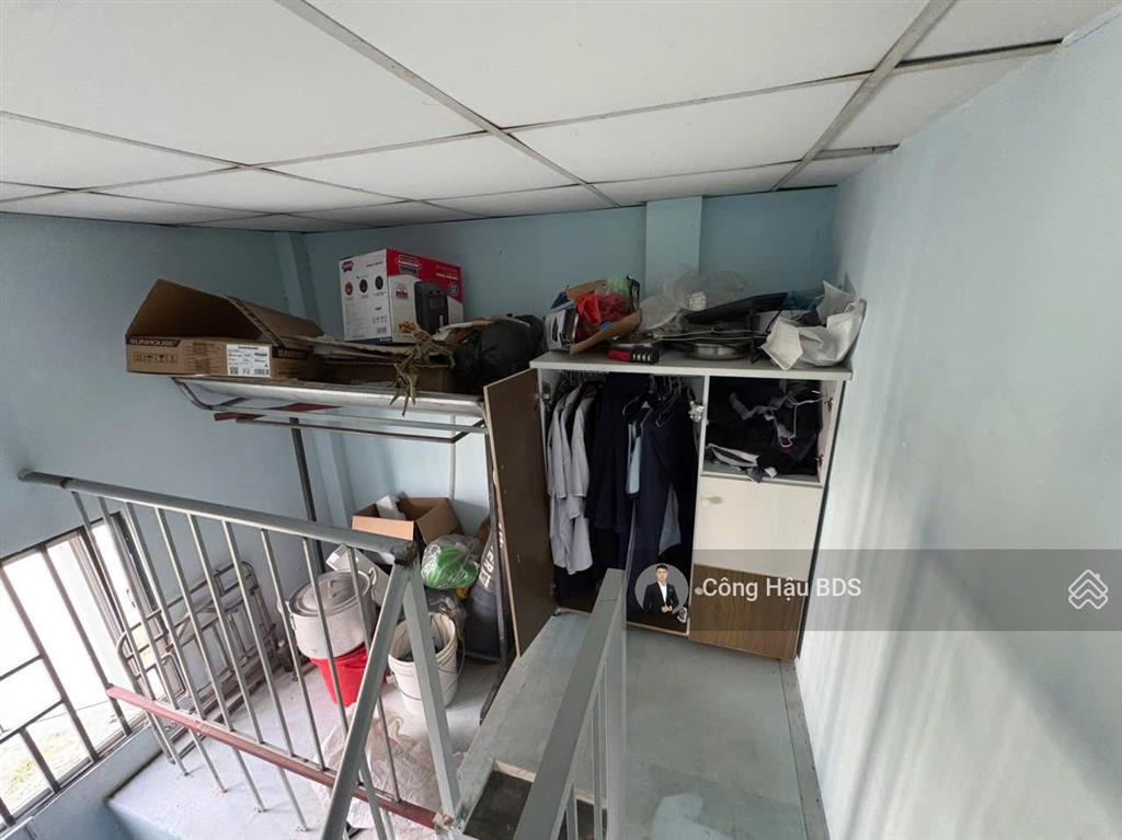 Bán nhà gần hội trường đông hoà. dt 49.5m2 (4.5x11m). odt 100%. gồm 2 pn. đường 5m. giá 3.15 tl
