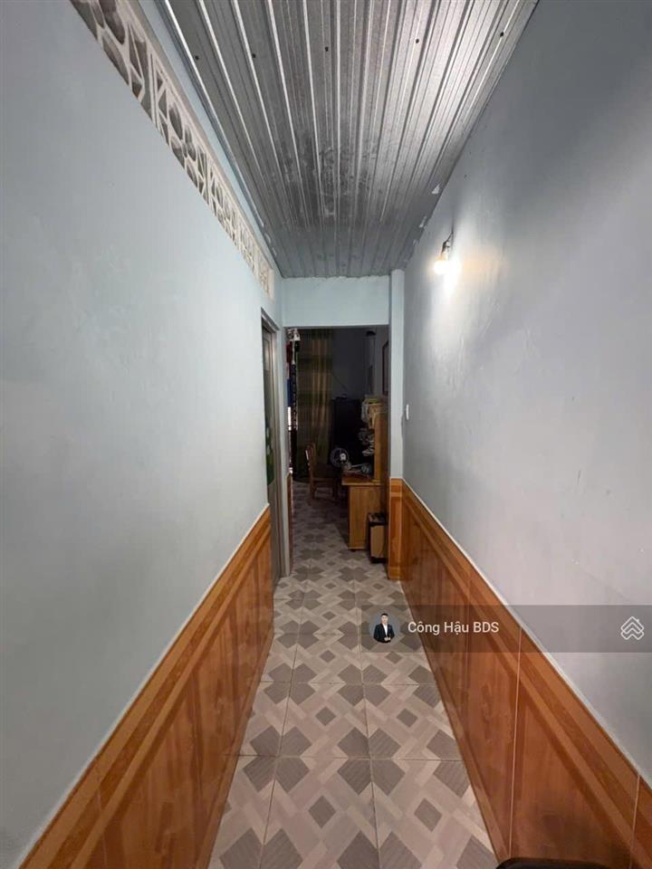 Bán nhà gần hội trường đông hoà. dt 49.5m2 (4.5x11m). odt 100%. gồm 2 pn. đường 5m. giá 3.15 tl