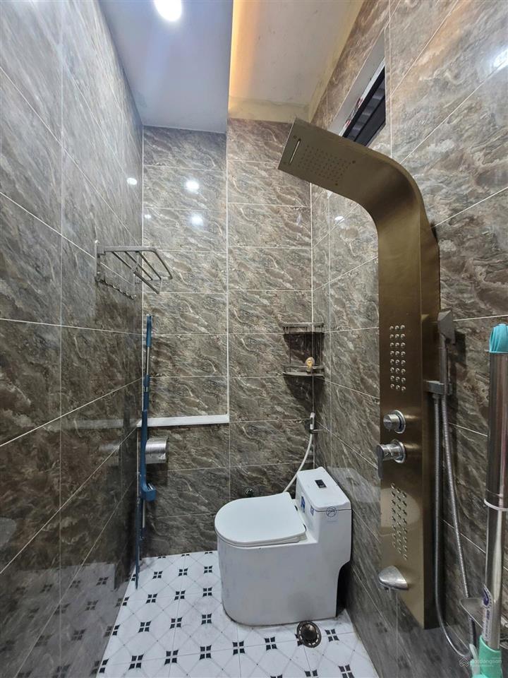 Nhà 4 tầng kdc phú hồng thịnh. sổ hoàn công. tặng nội thất. dt 72m2. gồm pn 6wc. giá 6 tỷ tl