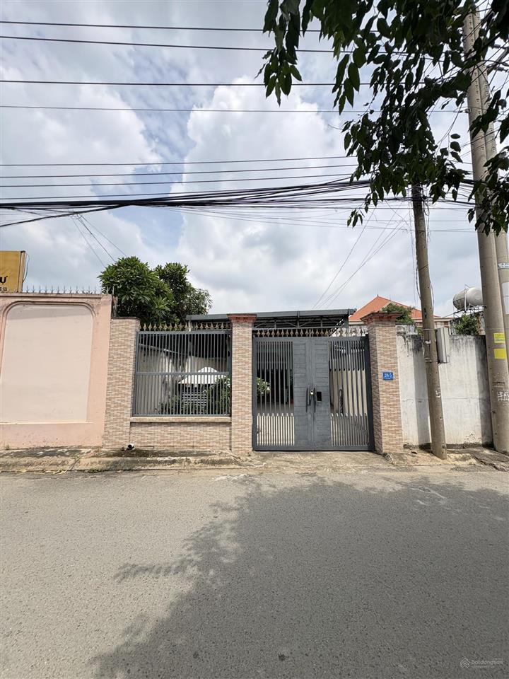 Nhà mặt tiền đường hoàng cầm, p. đông hòa, gần làng dhqg tp. hcm. dt 200m2 (6x33.4m). giá 7.1 tỷ