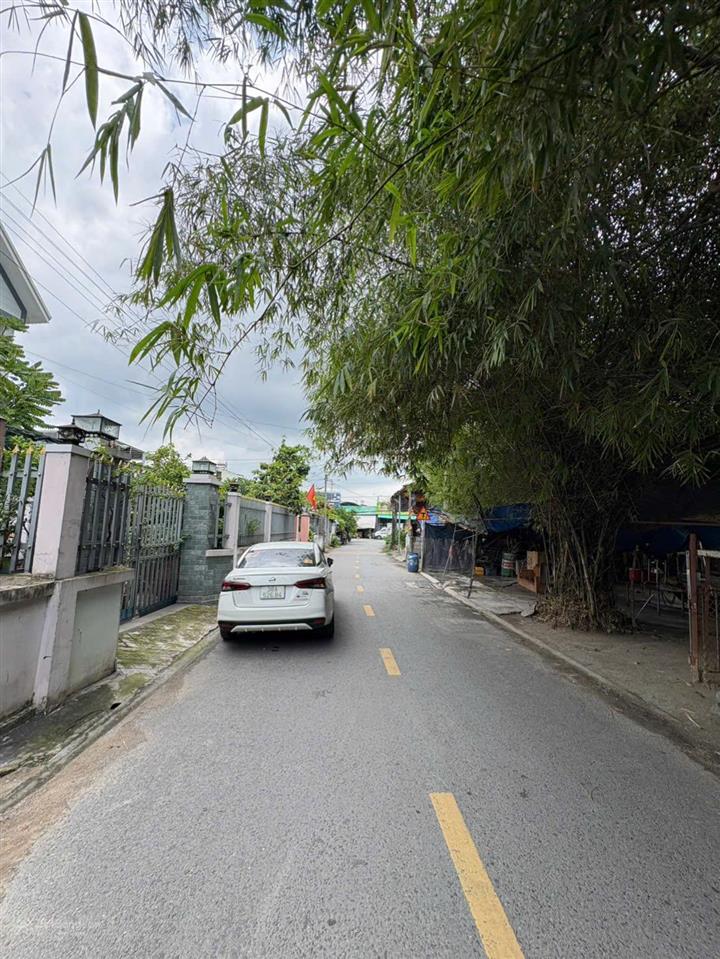 Mặt tiền kinh doanh đường trần thị xanh, p. tân đông hiệp, dĩ an. gần bệnh viện dĩ an. giá 3.25 tỷ