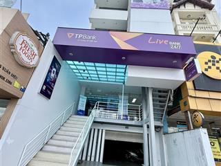 Chính chủ cho thuê tầng 4 tòa nhà mặt phố số 107 xuân diệu, tây hồ
