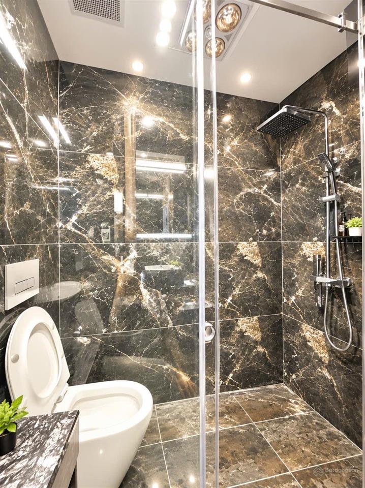 Bán căn studio 51m đầy đủ đồ tầng 19 vinhomes metropolis liễu giai