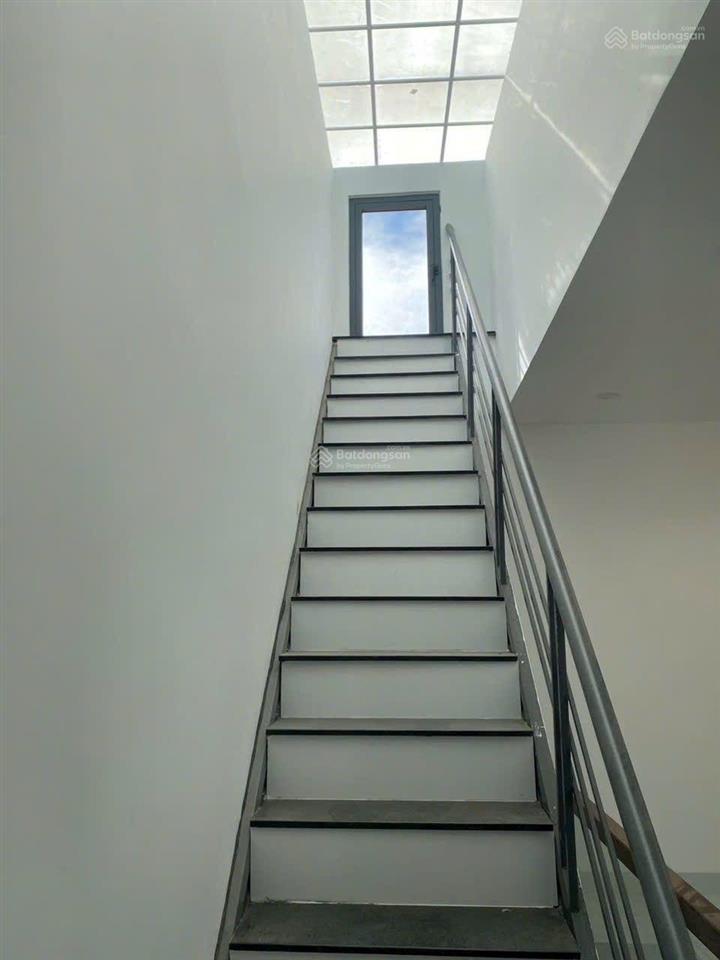 Bán nhanh nhà 2 tầng đường b9, kdt vcn phước long 2 dt 62m2 , giá 6,5 tỷ