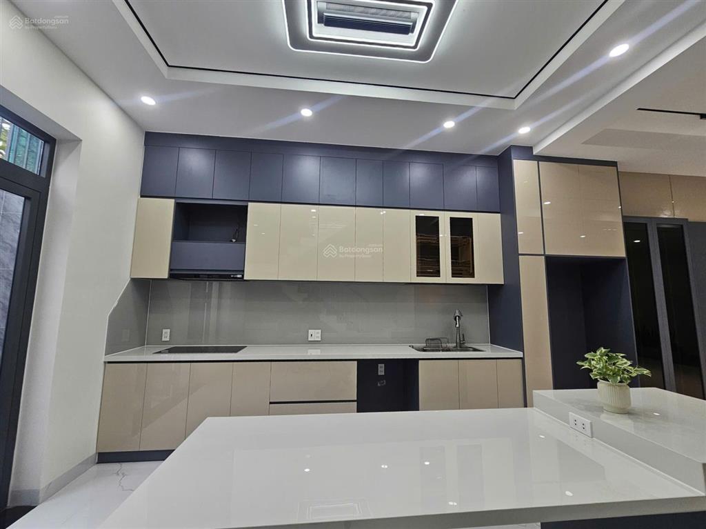 Hạ 100tr bán nhanh nhà 3 tầng đường bùi phùng, kdt vcn, nam nha trang, khánh hòa