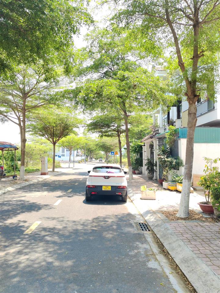 Bán lô đất giá đầu tư 7,8 tỷ, có sổ lô sạch kđt mipeco nha trang, khánh hòa