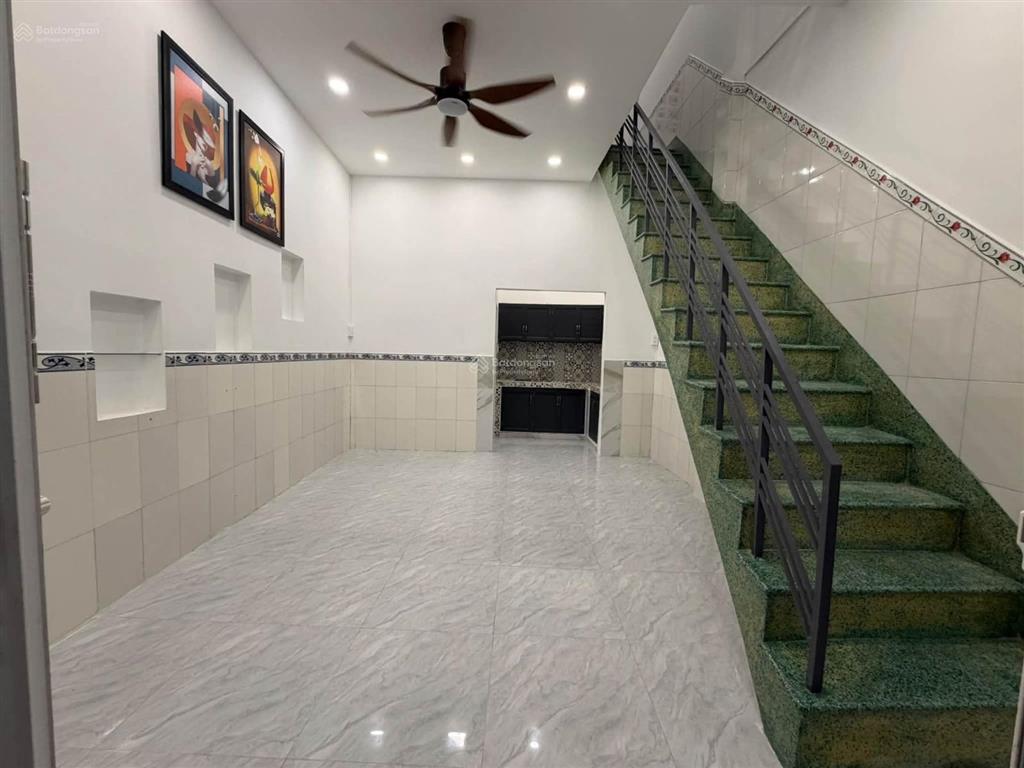 Bán nhà 2 tầng, gần biển 2,35 tỷ đường ngô đến, nha trang, khánh hoà