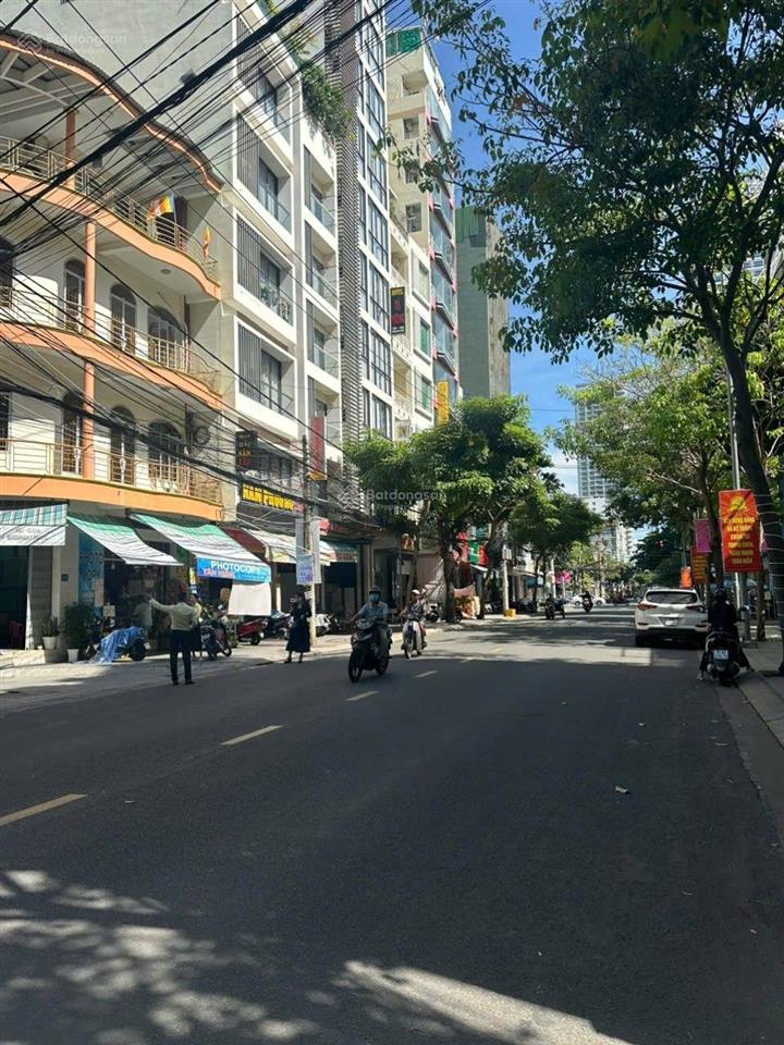 Bán nhà 2 tầng hẻm ô tô hoàng hoa thám gần quảng trường biển nha trang, khánh hòa giá 6,7 tỷ