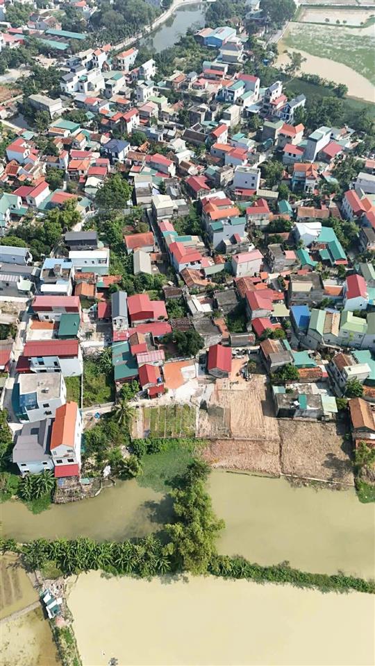 49,3m quế sơn  tân ước ngõ thông ô tô đỗ cửa, gần vin olympic giá hơn 2 tỷ