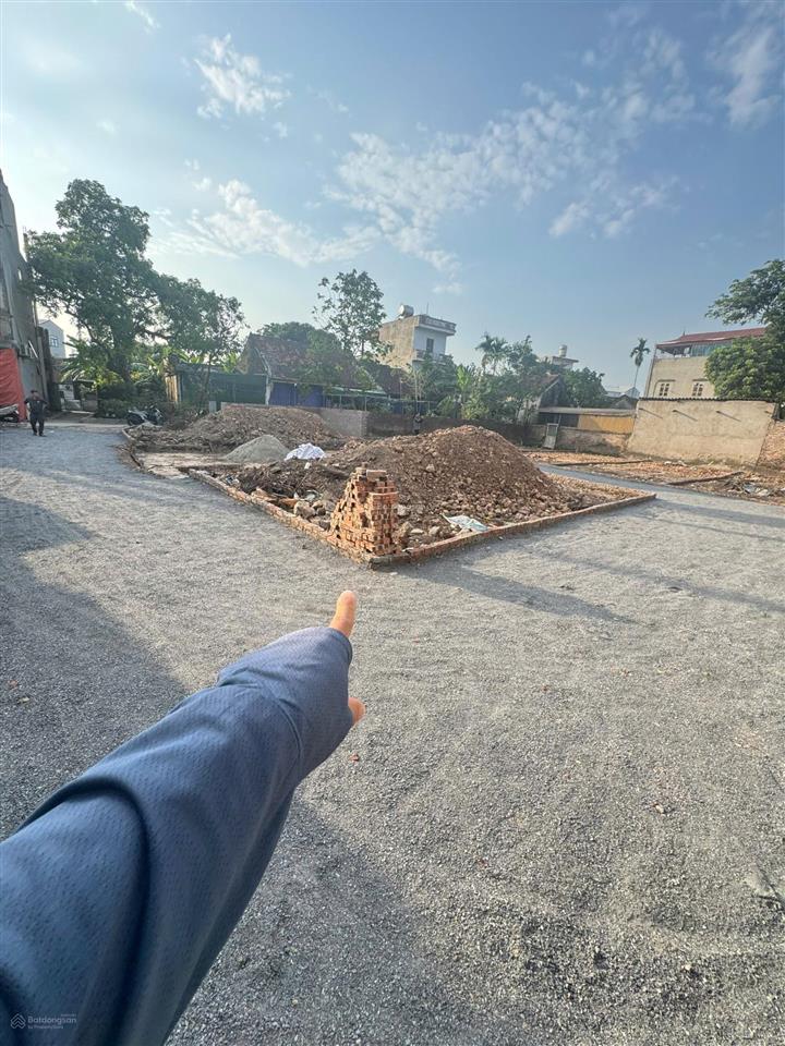 65,8m kim lâm  kim bài lô góc 3 thoáng, ô tô vòng quanh giá hơn 50tr/m