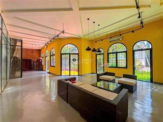 CHO THUÊ VILA SÂN VƯỜN TRỤC XUÂN THỦY THẢO ĐIỀN