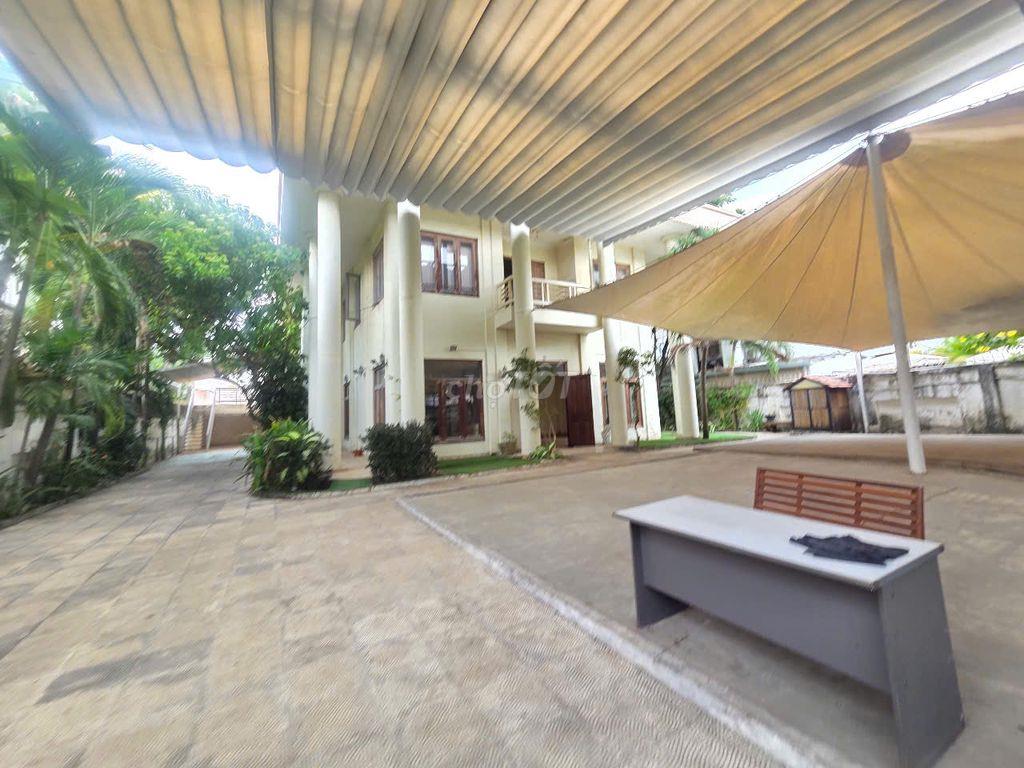 BIỆT THỰ KINH DOANH THẢO ĐIỀN QUẬN 2