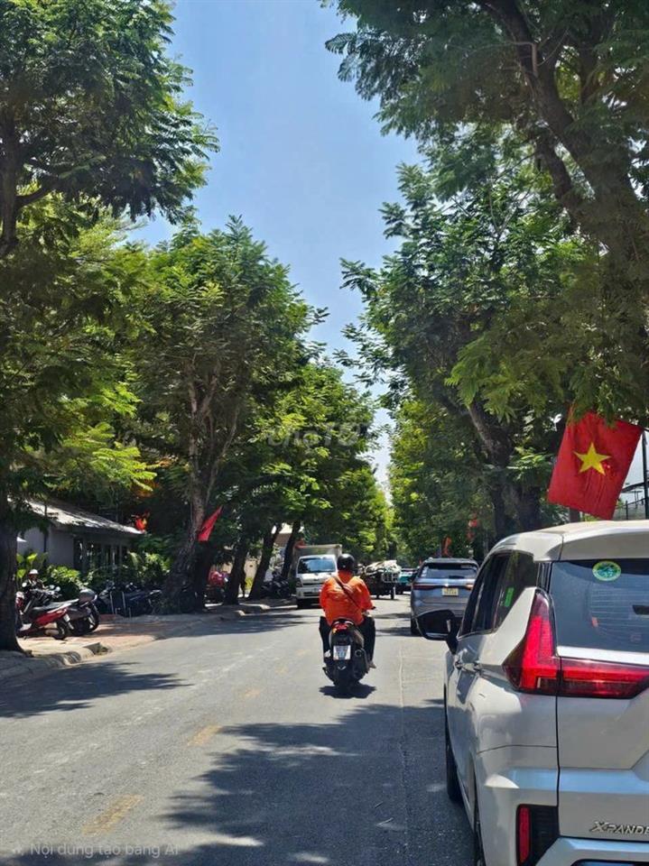 CHO THUÊ TÒA NGUYÊN CĂN MẶT TIỀN ĐƯỜNG XUÂN THỦY THẢO ĐIỀN