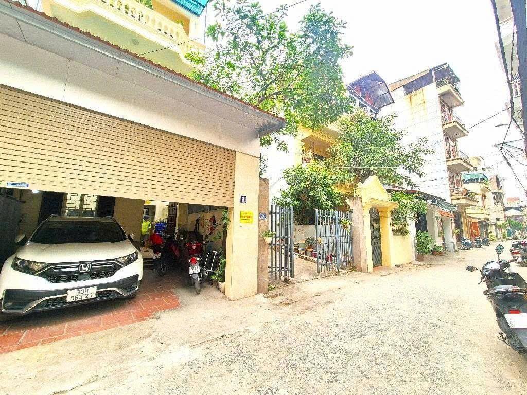 Bán đất việt hưng 100m², mt 5,2m đường ôtô tránh kinh doanh, giá chào 16 tỷ tl