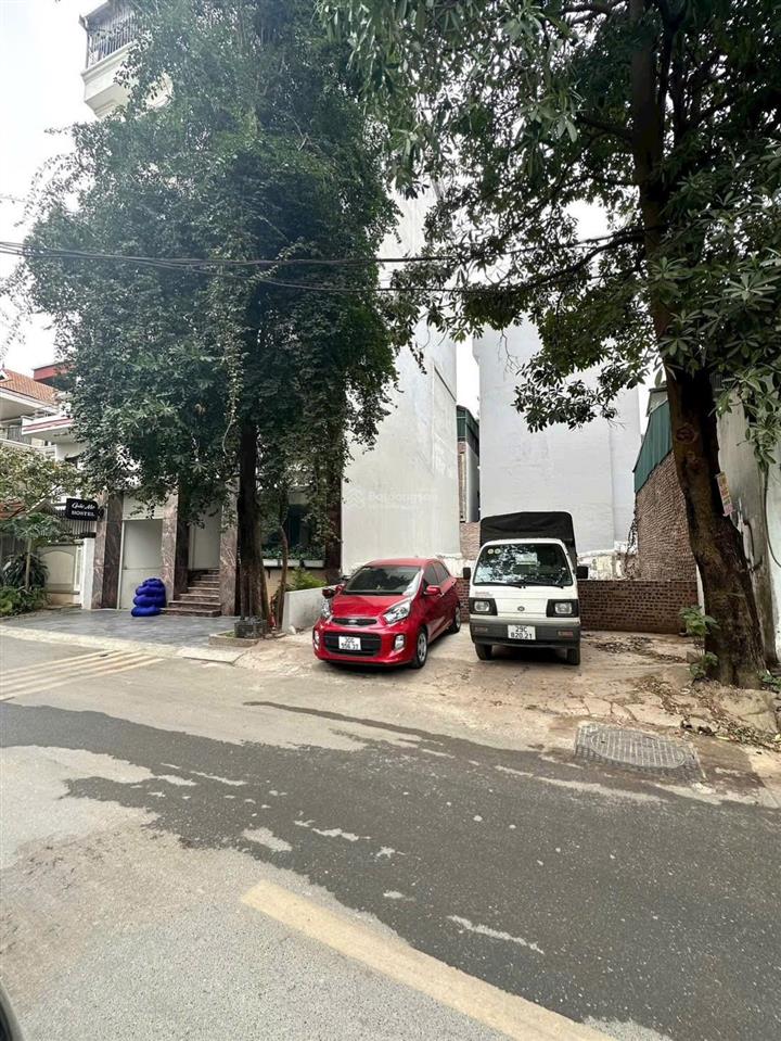 Bán đất mặt phố tư đình 125m2, mt 7,5m vỉa hè ôtô tránh kinh doanh, giá chào 30,5 tỷ