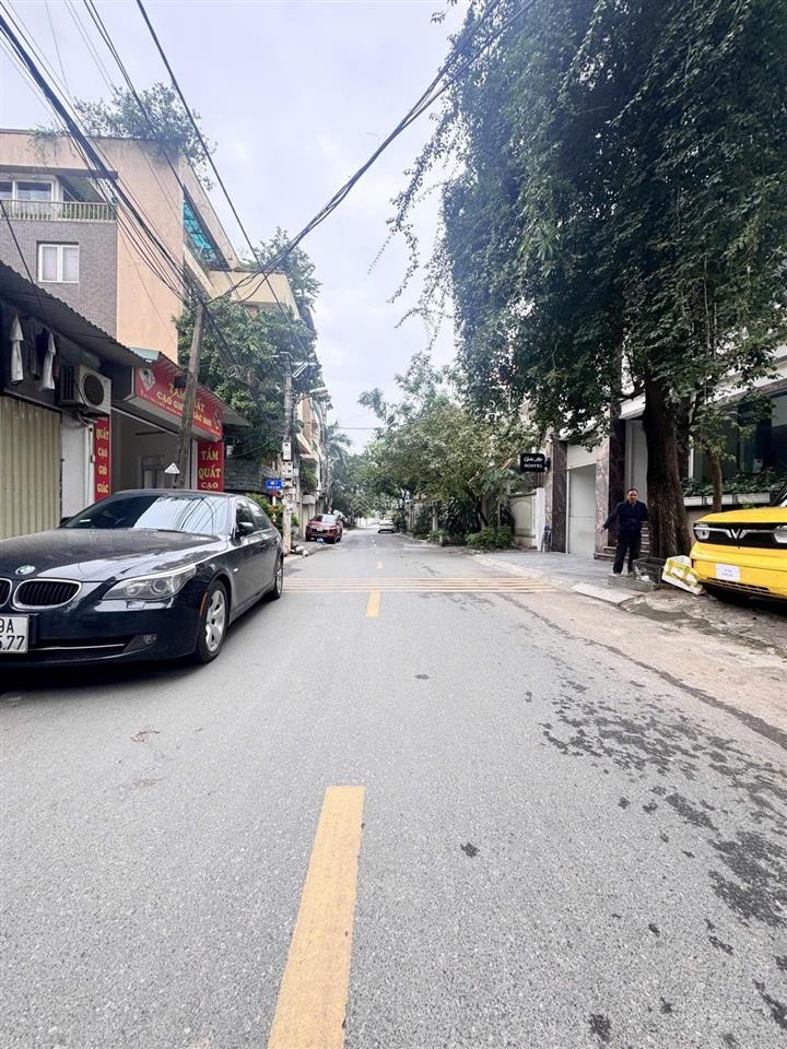 Bán đất mặt phố tư đình 125m2, mt 7,5m vỉa hè ôtô tránh kinh doanh, giá chào 30,5 tỷ