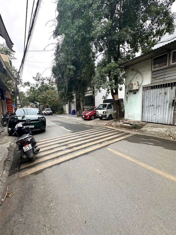 Bán đất mặt phố tư đình 125m2, mt 7,5m vỉa hè ôtô tránh kinh doanh, giá chào 30,5 tỷ