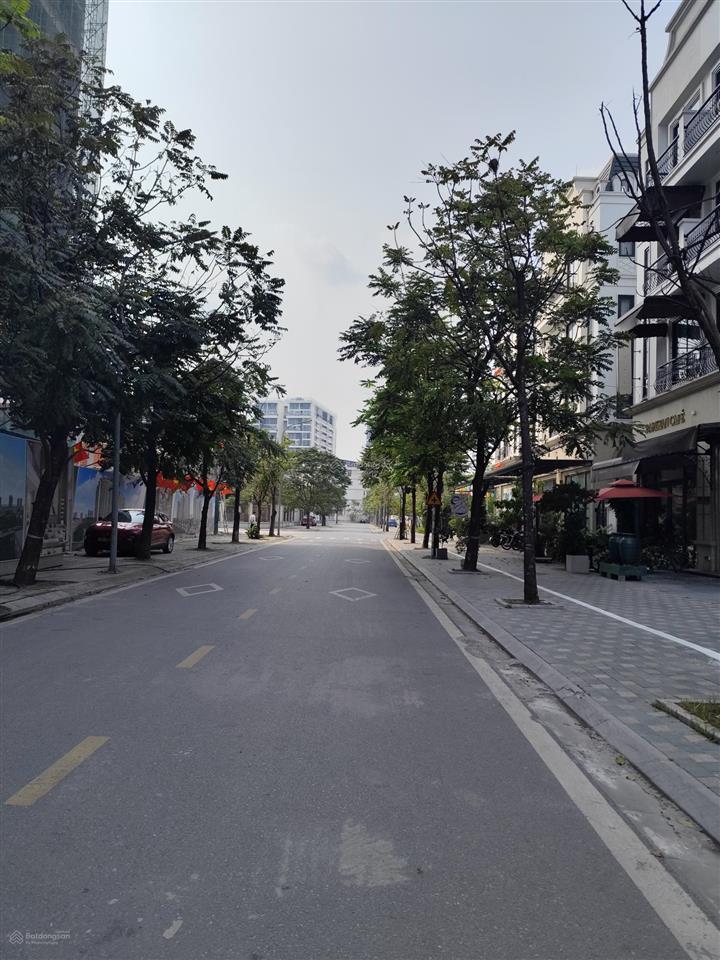 Bán nhà liền kề thô c14 phúc đồng 105m², 6 tầng, mt 7m vỉa hè ôtô tránh, giá 40 tỷ có tl
