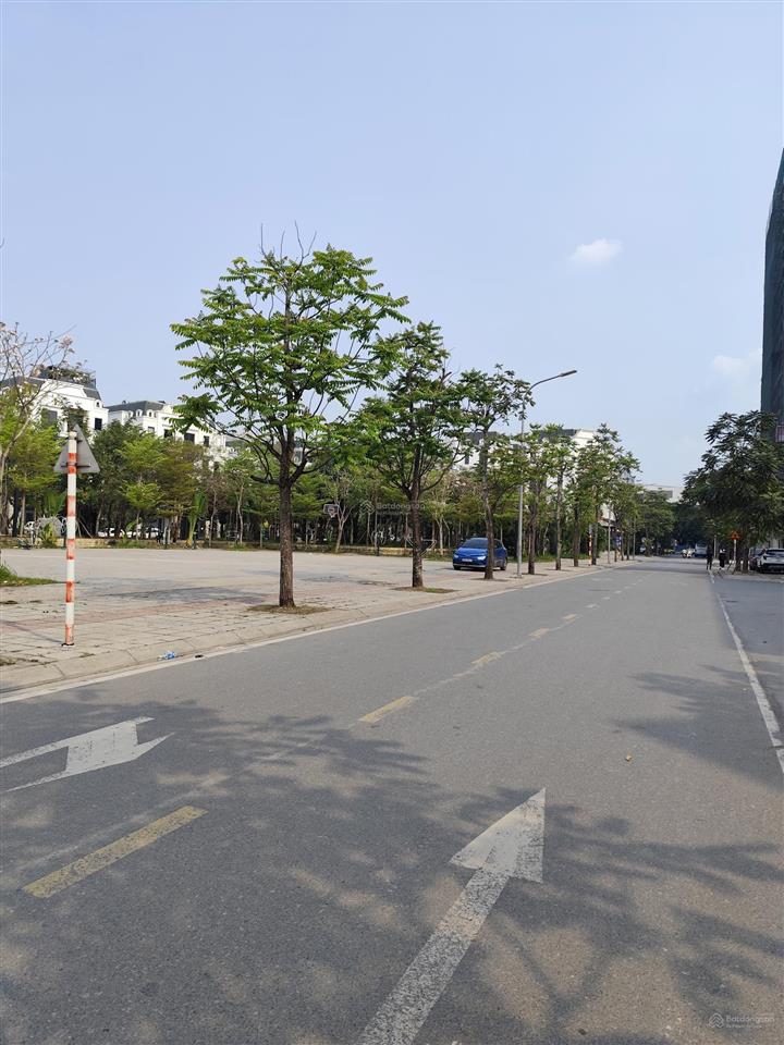 Bán nhà liền kề thô c14 phúc đồng 105m², 6 tầng, mt 7m vỉa hè ôtô tránh, giá 40 tỷ có tl