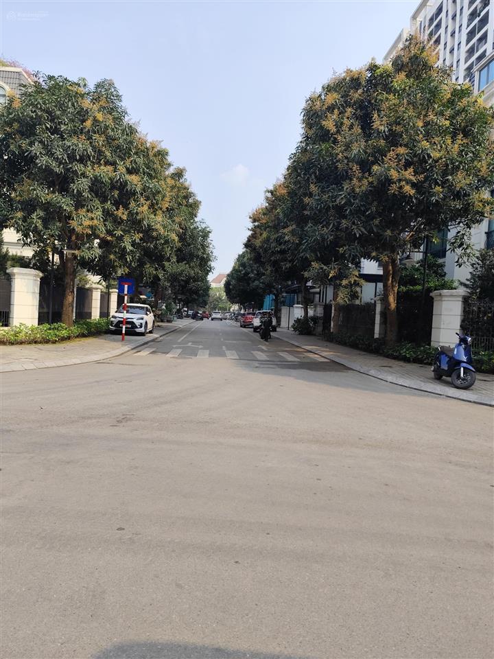 Bán nhà liền kề thô c14 phúc đồng 105m², 6 tầng, mt 7m vỉa hè ôtô tránh, giá 40 tỷ có tl
