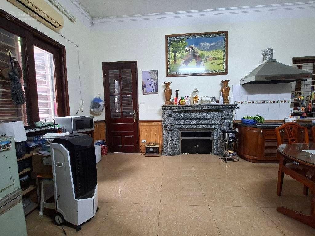 Bán siêu biệt thự vip việt hưng 176m², mt 9,8m, 4 tầng giá 56 tỷ có tl