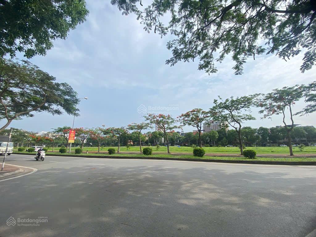 Bán biệt thự khu đô thị việt hưng 198m², mt 11m, 4 tầng vỉa hè, ôtô tránh, giá 56 tỷ