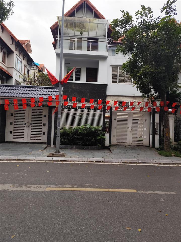 Bán biệt thự khu đô thị việt hưng 198m², mt 11m, 4 tầng vỉa hè, ôtô tránh, giá 56 tỷ