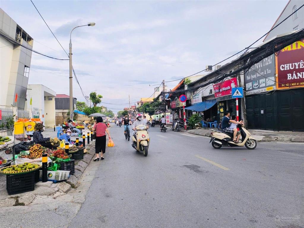 Bán đất phân lô đức giang, việt hưng 70m², vỉa hè ô tô tránh, giá 13,5 tỷ còn tl.