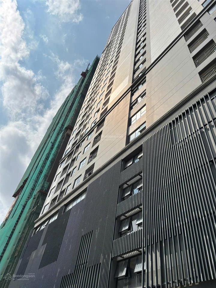 Dự án soho residence chủ bán gấp căn hộ 2pn giá hấp dẫn, đang cho thuê ổn định