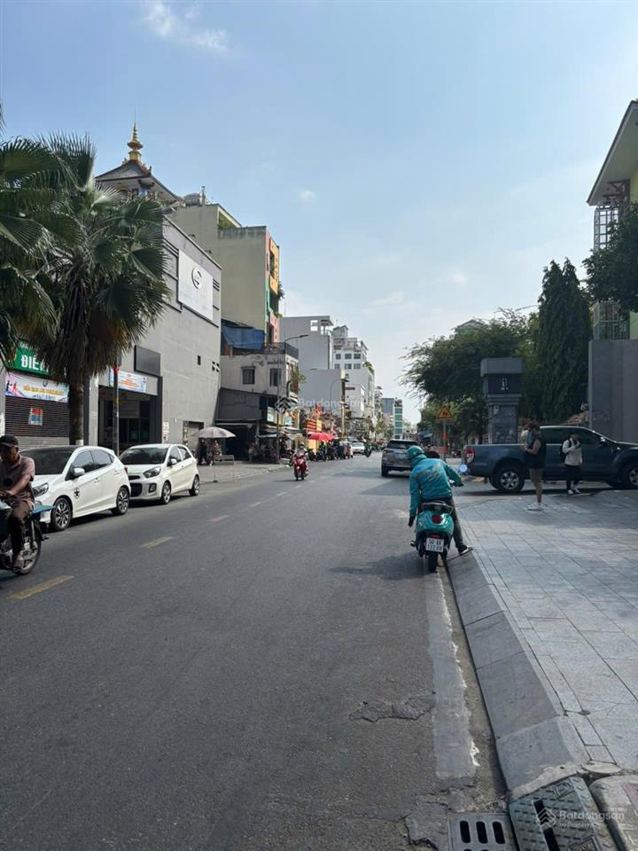 Dự án soho residence chủ bán gấp căn hộ 2pn giá hấp dẫn, đang cho thuê ổn định