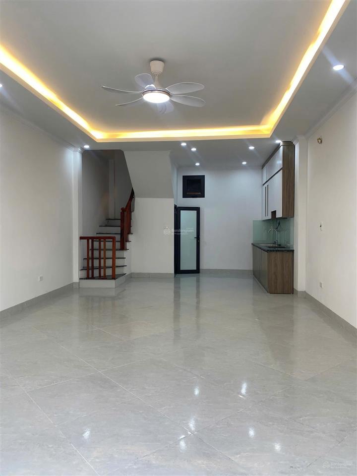 Bán nhà riêng tại cửu việt, trâu quỳ, 9,6 tỷ, 35m2, 2pn, 3wc, mặt tiền đẹp xuất sắc