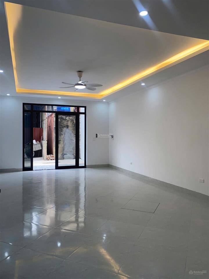 Bán nhà riêng tại cửu việt, trâu quỳ, 9,6 tỷ, 35m2, 2pn, 3wc, mặt tiền đẹp xuất sắc