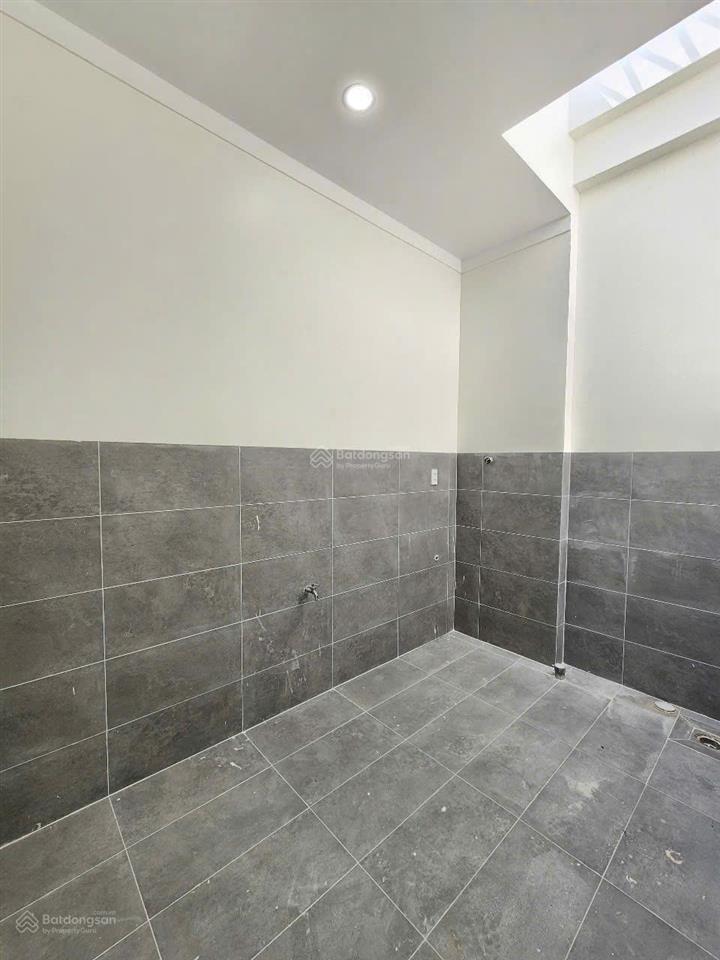 Bán gấp căn nhà 1t 1l 140m2 sàn ngay dốc alpha shr 1,970 tỷ còn tl