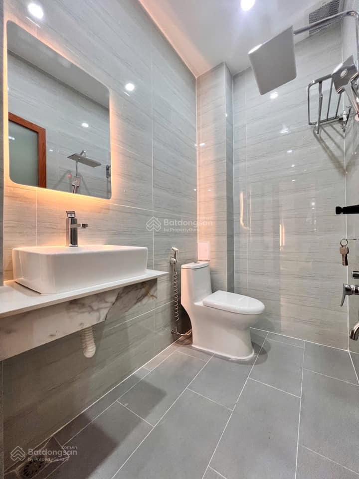 Ngộp ngân hàng ra gấp căn nhà 1t1l 60m2 ngay chợ tân hiệp shr chỉ 1 tỷ 9**