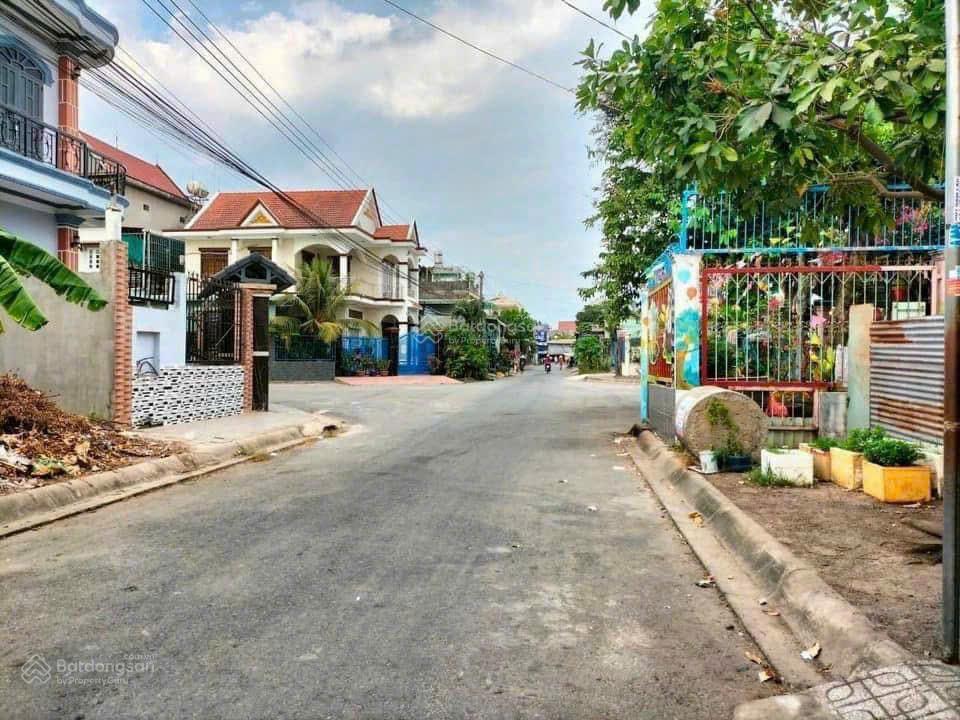 Ngộp bank cắt lỗ 400tr ra gấp lô đất ngay kcn tân bình ngay cổng xanh 980tr  0328 299 ***