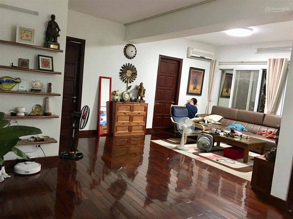 Chcc 148m² 4 phòng ngủ, 2 wc, tòa g2 ciputra