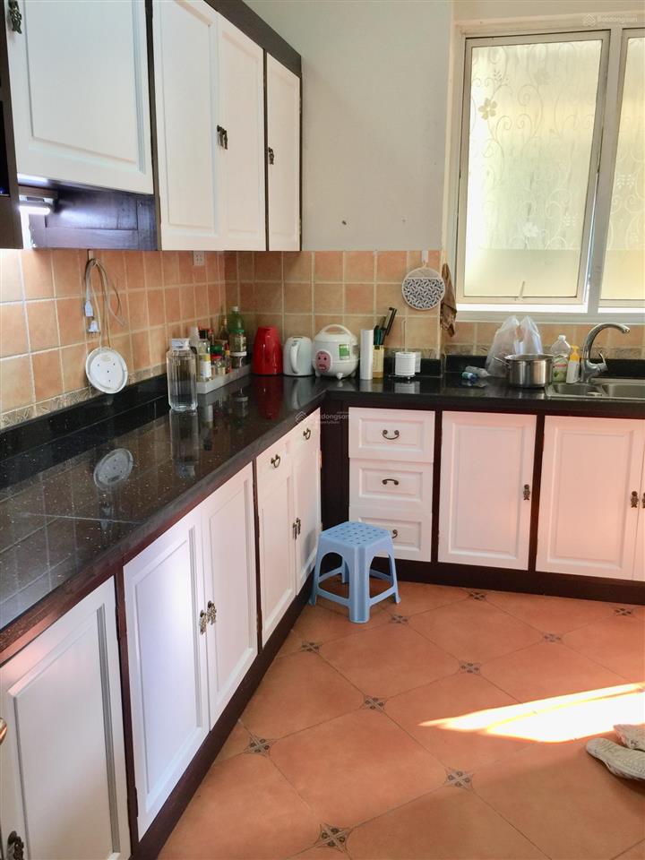 Chcc 148m² 4 phòng ngủ, 2 wc, tòa g2 ciputra