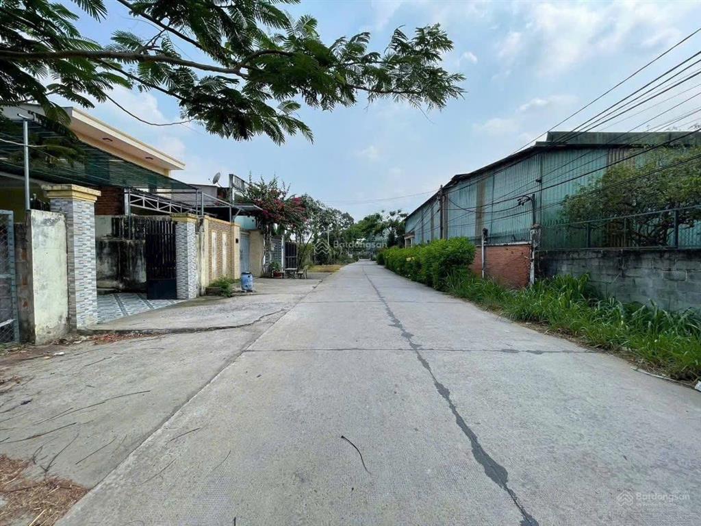 Rẻ khu vực này  bán lô đất 1/ nguyễn văn khạ tân an hội  củ chi  (10x12m)  giá 990tr