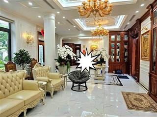 Trần quang diệu  đống đa  phân lô  kinh doanh  vỉa hè  ô tô tránh  mặt tiền 10m bề thế