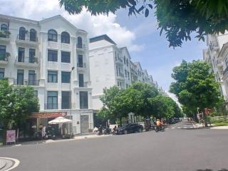 Bán nhà quốc lộ 22 hóc môn giá tốt sát trường học, công viên