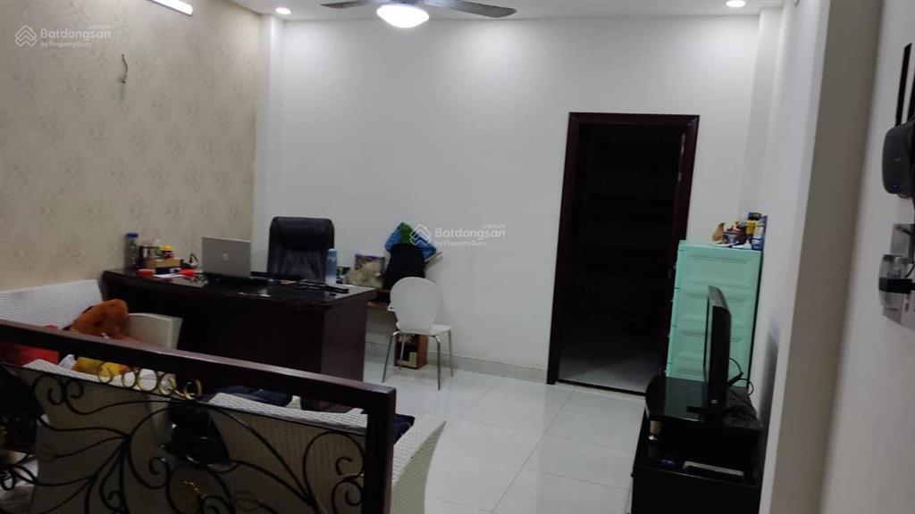 Mặt tiền kinh doanh kdc nam hùng vương  nhà 4 tầng đẹp đường 20m khu dân trí  90m2  4 tầng
