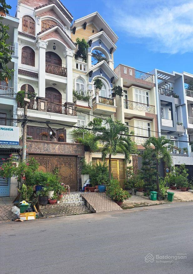 Mặt tiền kinh doanh kdc nam hùng vương  nhà 4 tầng đẹp đường 20m khu dân trí  90m2  4 tầng