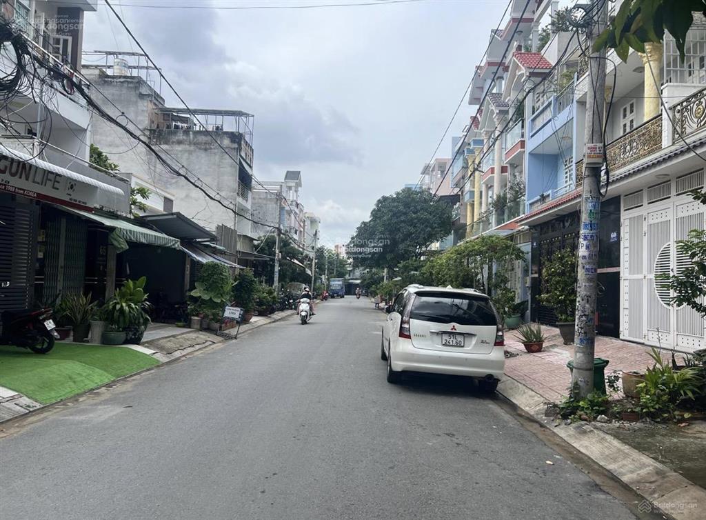 Bán đất đường số 4 kdc nam hùng vương, an lạc, ngay võ v kiệt  hồ h lãm, khu vip tiện ích cao cấp