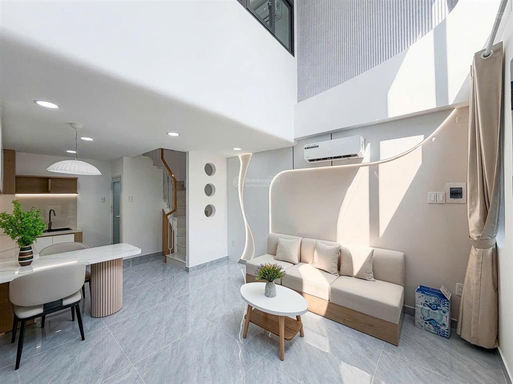 Nhà mới hẻm 2,5m gần chợ bà chiểu  3pn, full nội thất  chỉ 6,25 tỷ. bớt lộc.  0908 120 ***