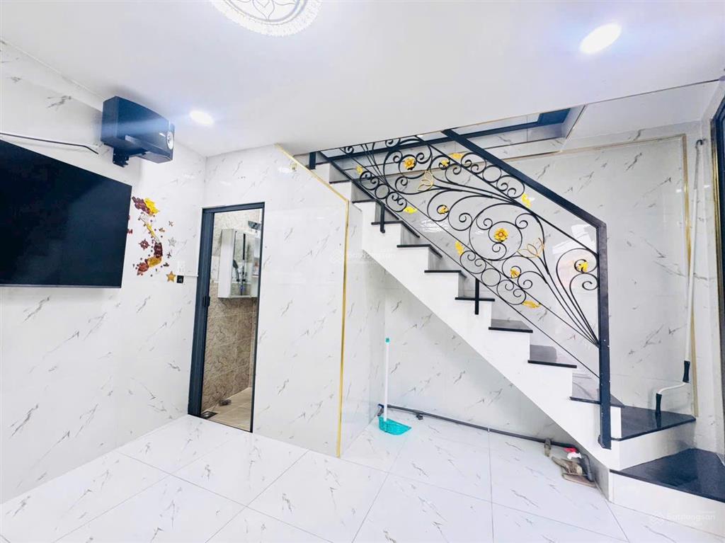 Nhà mặt tiền trương đăng quế, gò vấp, kinh doanh tốt giá chỉ 3,25 tỷ.  090812077
