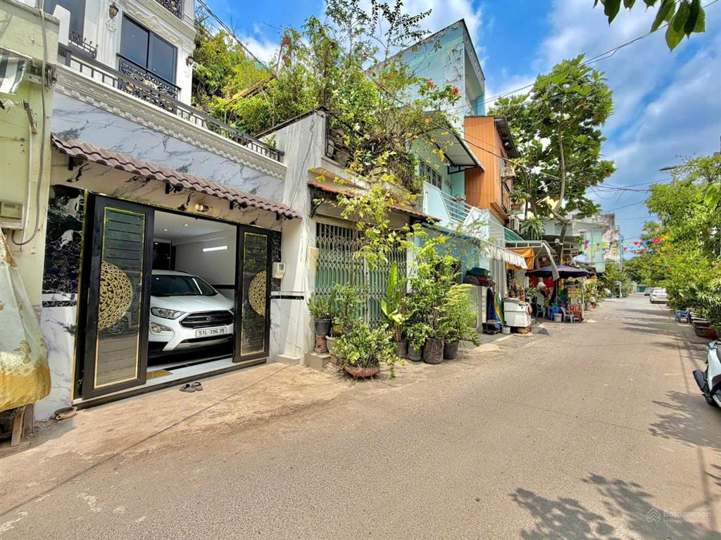 Mặt tiền trương đăng quế  ở + kinh doanh đỉnh  3pn, 4wc, 2 sân thượng